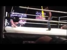Video: Randy Orton gets attacked by a crazy fan