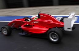 Motorsports - Jinkawa tops in MRF race
