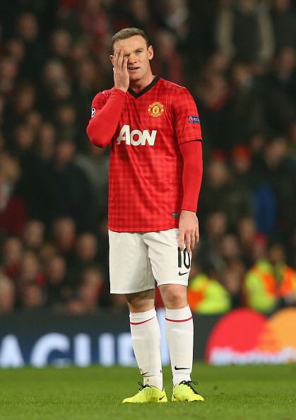 Wayne Rooney abused by Manchester United fans on Twitter