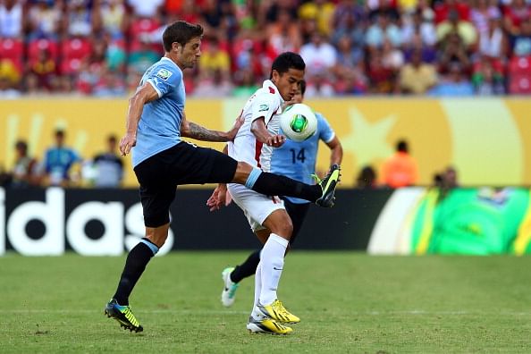 Uruguay midfielder Eguren joins Palmeiras
