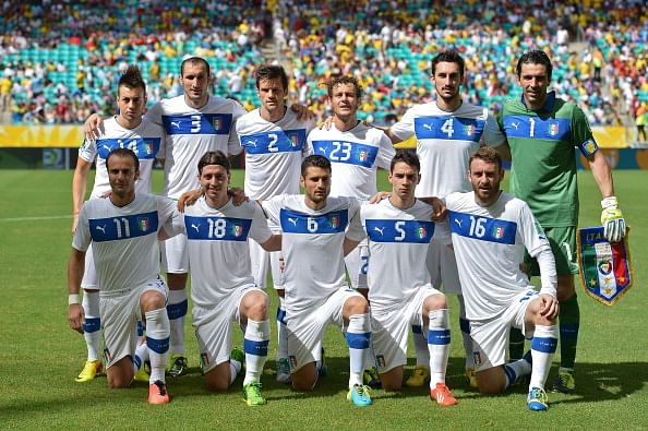 Italy&#039;s national football team poses for pictures before the start of their FIFA Confederations Cup Brazil 2013 third-place football match against Uruguay, at the Fonte Nova Arena in Salvador, on June 30, 2013. (Getty Images)
