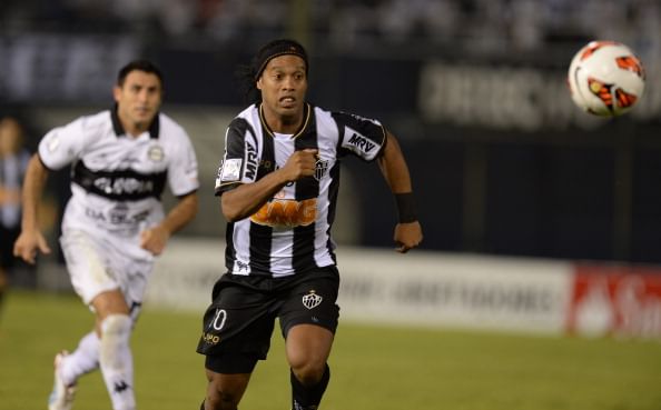 Ronaldinho hungry for goals in Libertadores decider