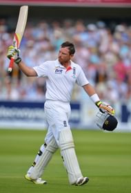 Ian Bell acknowledges the crowd after his innings of 74 during day three of the 2nd Ashes Test match between England and Australia at Lord's Cricket Ground on July 20, 2013 in London, England. (Getty Images)