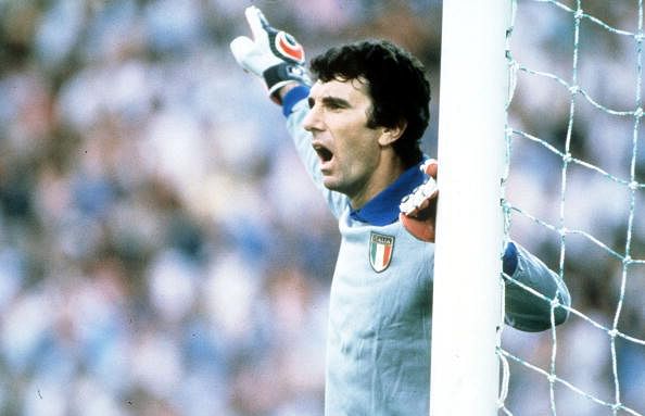 1982 World Cup Final. Madrid, Spain. 11th July, 1982. Italy 3 v West Germany 1. Italian goalkeeper Dino Zoff shouts instructions to his defenders.