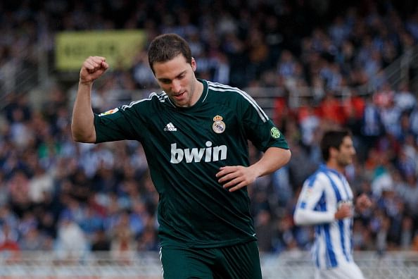 A Gunner's heart will break if Napoli sign Higuain
