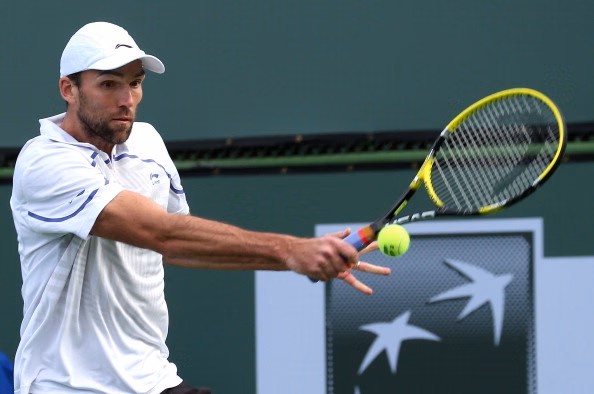 Karlovic scripts remarkable comeback, Fognini edges past Delbonis