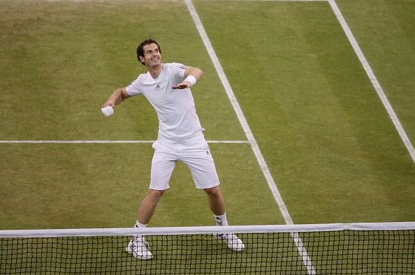Wimbledon: Murray trounces rattled Janowicz to reach finals