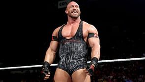 WWE RAW: Locker Room Talk – July 22, 2013