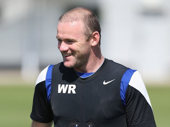 PSG coach Laurent Blanc will not bid for Wayne Rooney