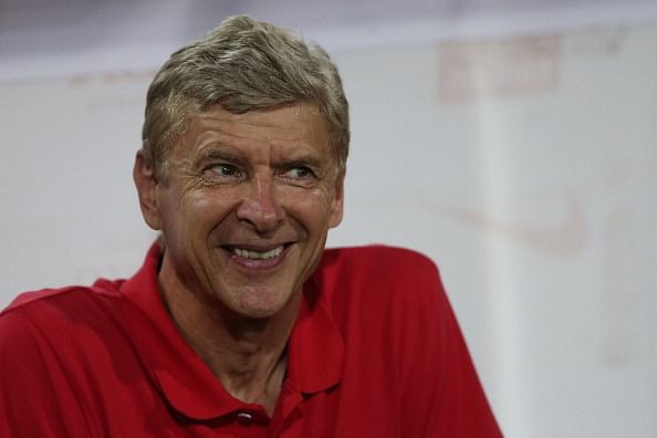Arsène talks up new "signings" to bolster defense