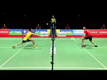 Video: Foul shot by Lin Dan at the Olympics
