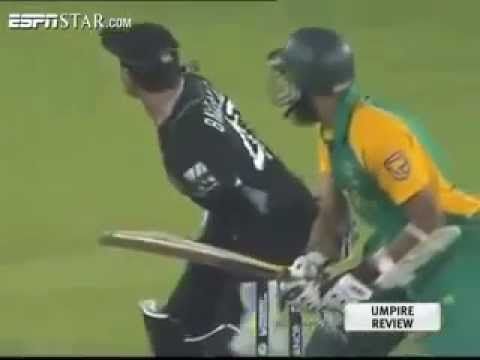 Video: Weird dismissal - Hashim Amla