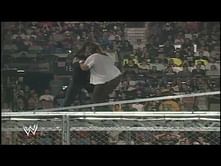 Video: Undertaker's top 10 chokeslams