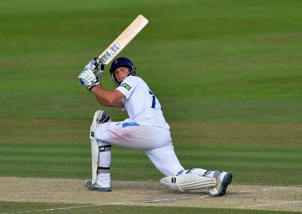 Wayne Madsen propels Derbyshire to win over Sussex