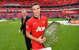 Robin van Persie: Manchester United favourite to win Premier League title