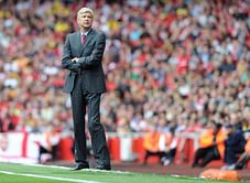 Arsene Wenger apologises to Arsenal fans after Aston Villa loss