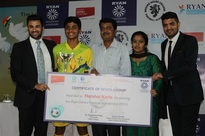 Sport Esprit Academy - Details on UK football scholarship won by Harshal Karle