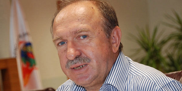 JADCO's board resigns