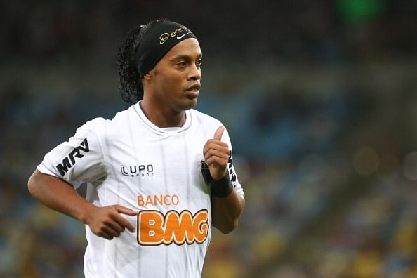 Schalke to bid for Ronaldinho: Report
