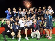 South Korean field hockey players pose w