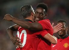 van Persie and Welbeck threaten to put Rooney in the shade
