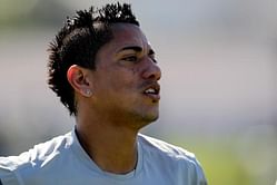 Sevilla to bid for Brazil midfielder Ralf