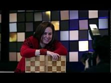 Video: Judit Polgar giving Magnus Carlsen a tough fight