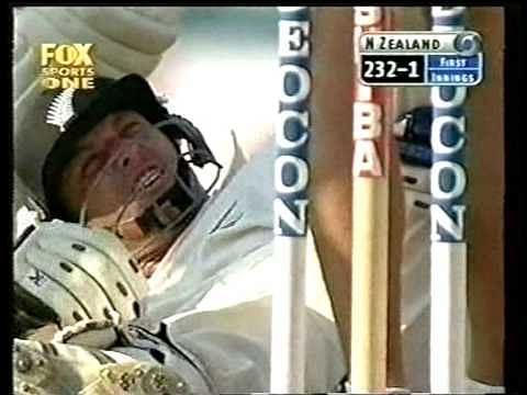 Video: Funniest but painful incident in Cricket