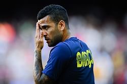 Daniel Alves, Hulk out of Brazil-Australia friendly