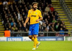 Juventus to hold contract talks with Andrea Pirlo