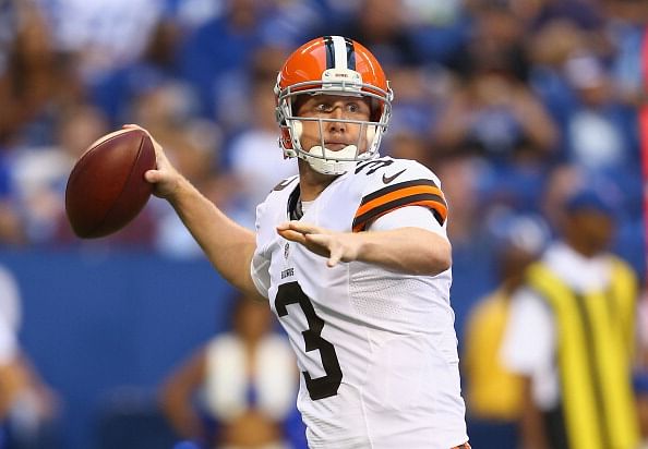 Cleveland Browns throw Brandon Weeden into the fire