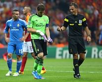 Real Madrid captain Iker Casillas injured against Galatasaray