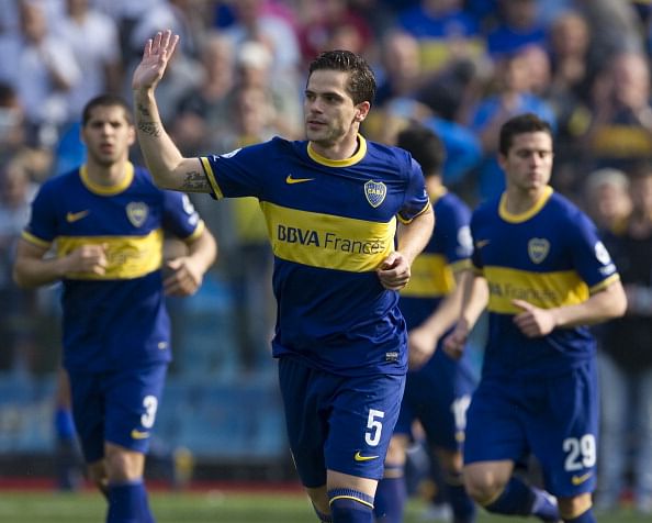 Boca Juniors defeat Velez 2-1