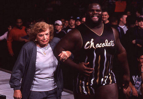 Mae Young Mark Henry