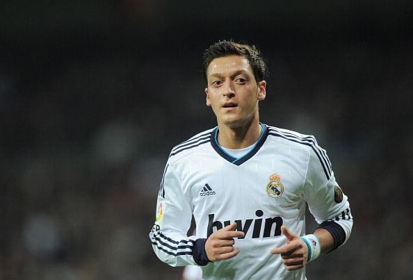 mesut ozil real madrid jersey