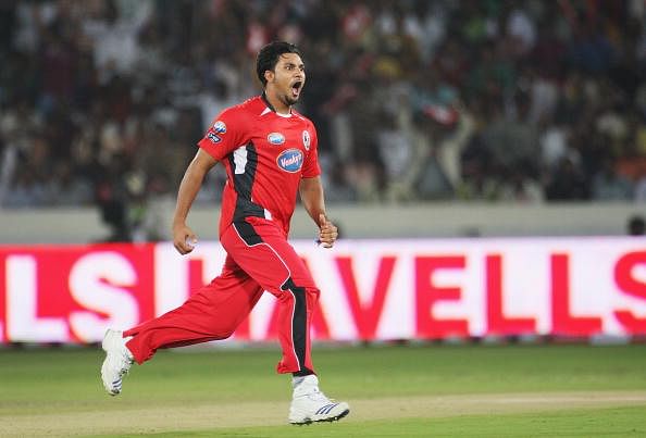 CLT20: Ravi Rampaul blows away Brisbane Heat
