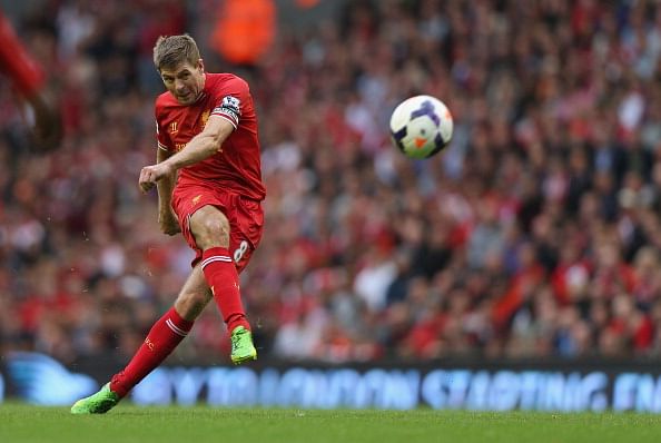 Suarez should stay for another year, says Gerrard