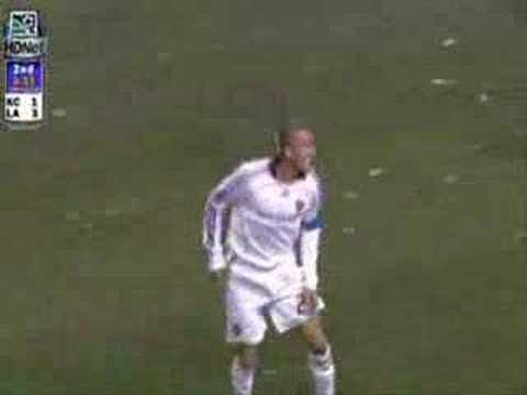 Video : David Beckham's whopping 70-yard goal in the US
