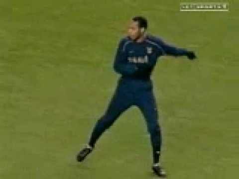 Video: Thierry Henry's funny trick