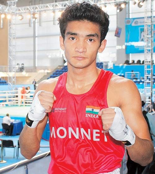 Thapa through, Vijender loses in second round of World Boxing Championships