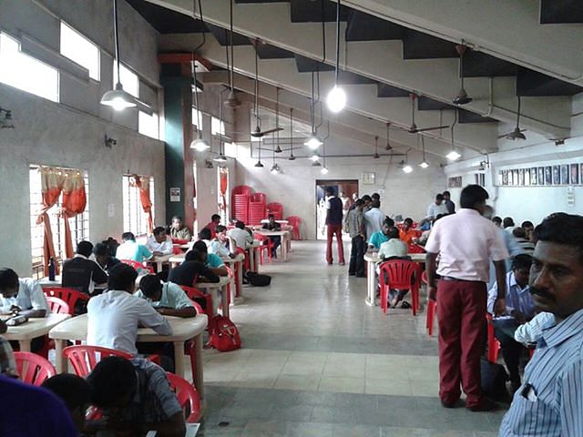 Chess tournament for visually impaired precedes World Championship