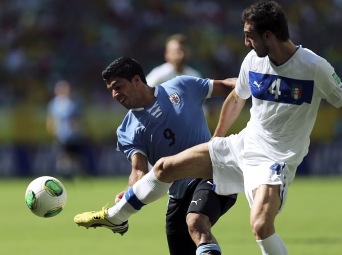 Analysing Italian international Davide Astori - the new Southampton target
