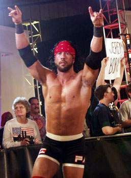 Former NWO member Sean "X-Pac" Waltman backstage at SmackDown, Edge note and more