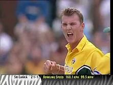 Video: Brett Lee bowls at160.1kph (99.5mph) vs Sri Lanka 2003 World Cup