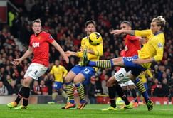 Arsenal's Nicklas Bendtner blames Arsene Wenger for blocking transfer