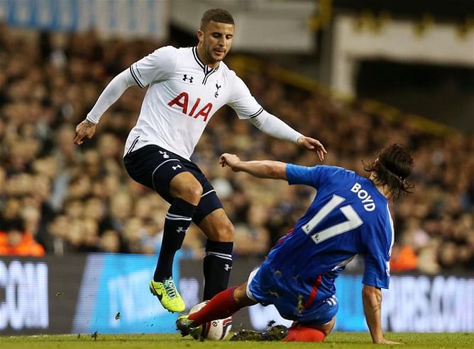 Tottenham’s Walker out to exorcise Everton ghosts