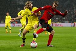 Arsenal target who wins 90% of his tackles signs new deal with Leverkusen