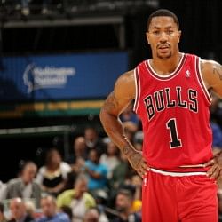 Derrick Rose to miss rest of the season after knee surgery