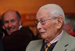 Stats: Oldest living cricketers