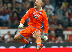 Pepe Reina rules out Liverpool return after “Successful” Napoli loan
